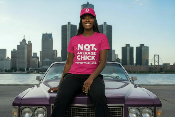 DETROIT WORTHY CHICK - Tee